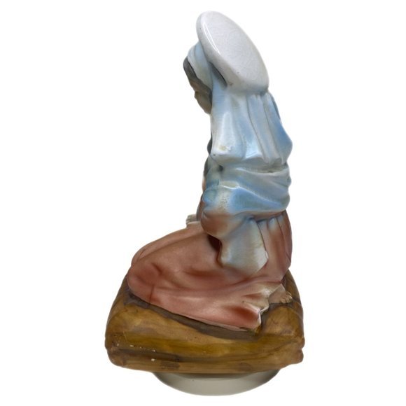 Madonna & Child Sankyo Music Box plays "Ave Maria" Revolves Vintage - Picture 2 of 12